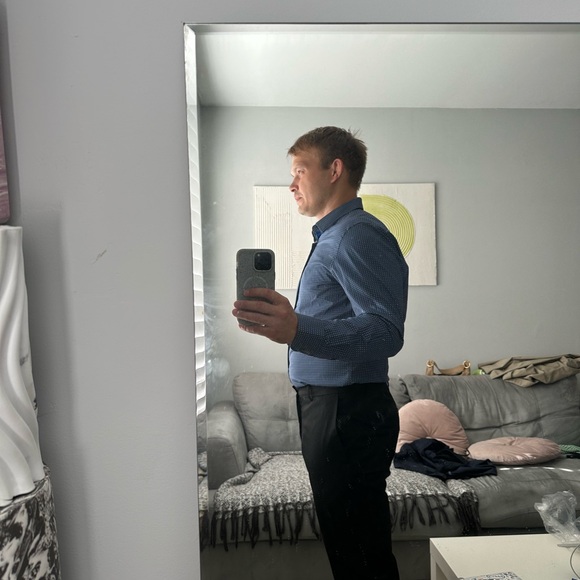 Banana Republic Men’s Shirt Slim Fit, Size M - Picture 2 of 13